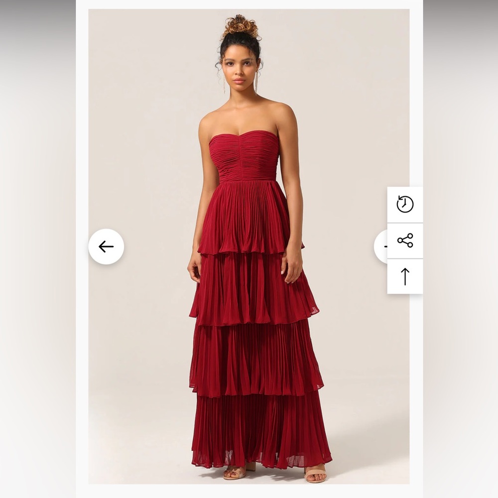 NWOT Strapless Tiered Maxi